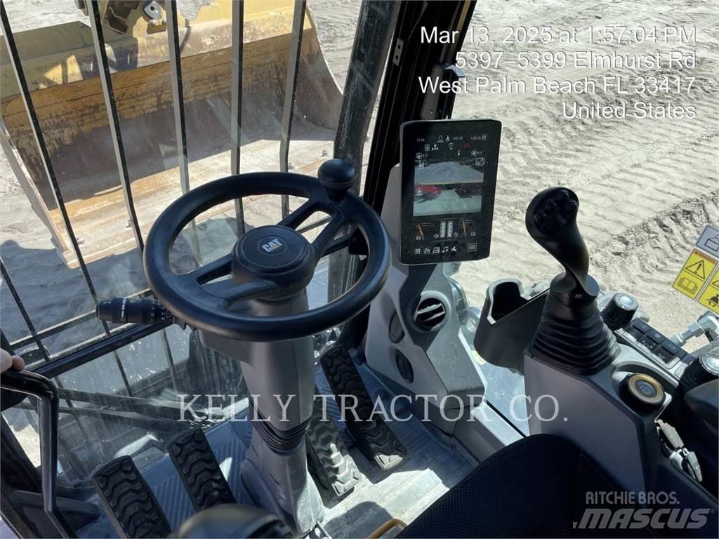 CAT M320 Pyöräkaivukoneet