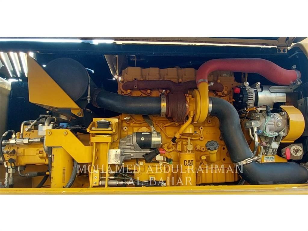 CAT M320D2 Pyöräkaivukoneet