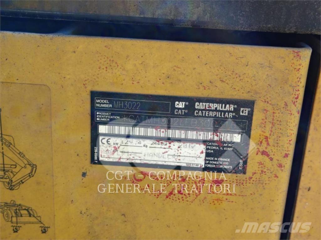 CAT MH3022 Pyöräkaivukoneet