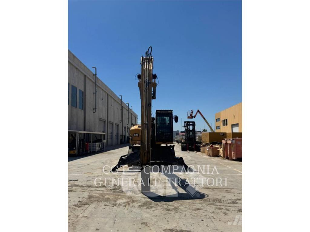 CAT MH3024 Pyöräkaivukoneet