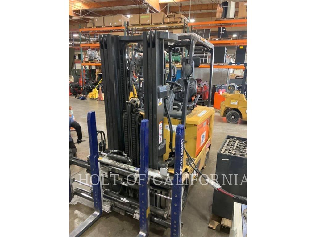 CAT MITSUBISHI EC30N2 Sähkötrukit