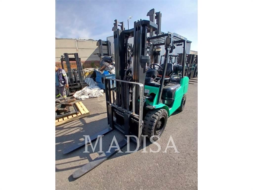 CAT MITSUBISHI FG30N-LP Muut haarukkatrukit