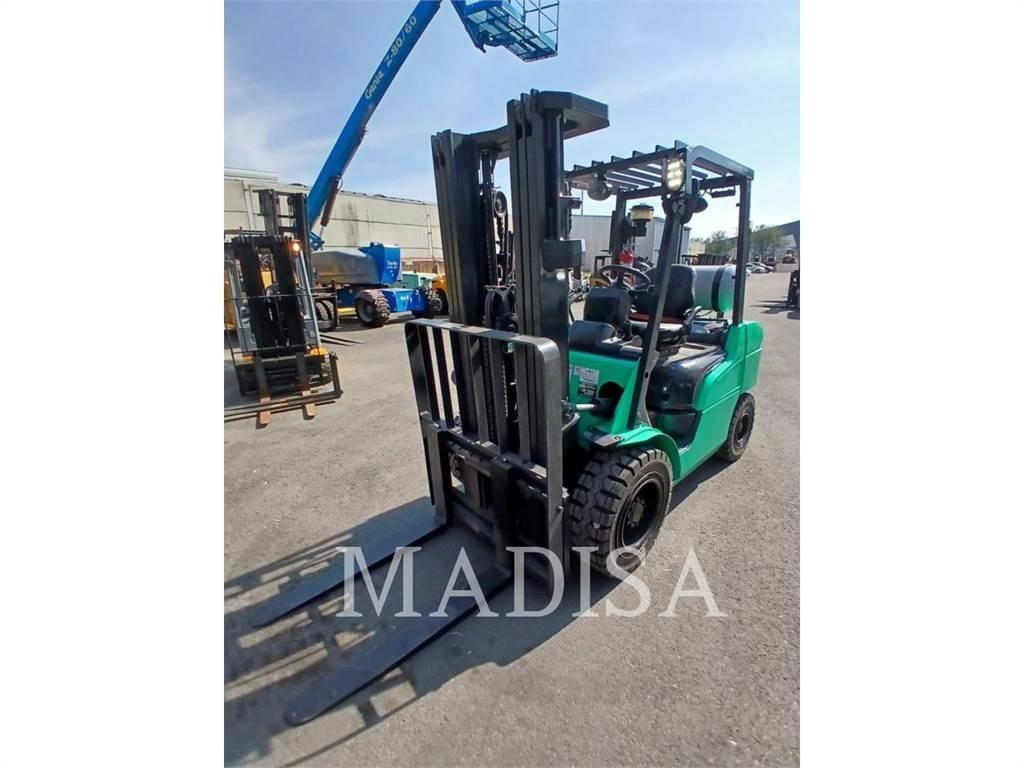 CAT MITSUBISHI FG30N-LP Muut haarukkatrukit