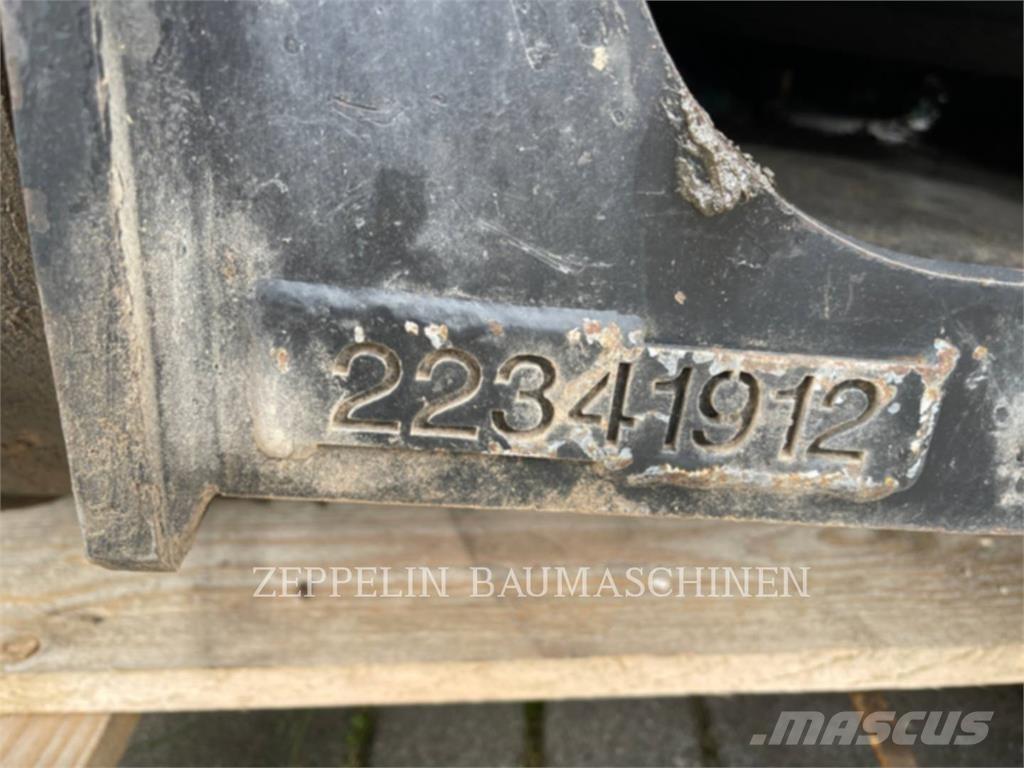 CAT MP318 Leikkurimurskaimet
