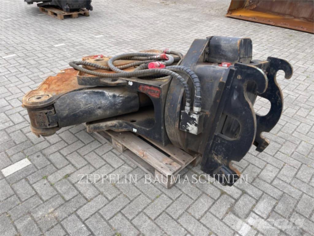 CAT MP318 Leikkurimurskaimet