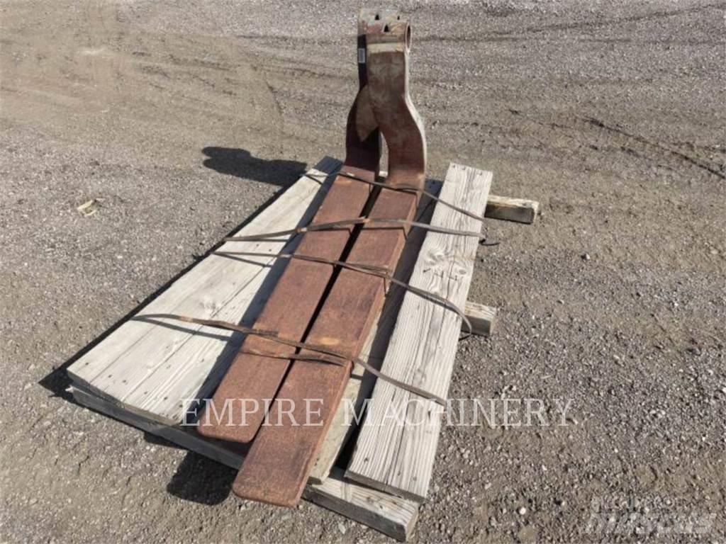 CAT MWL FKS72 Trukkihaarukat