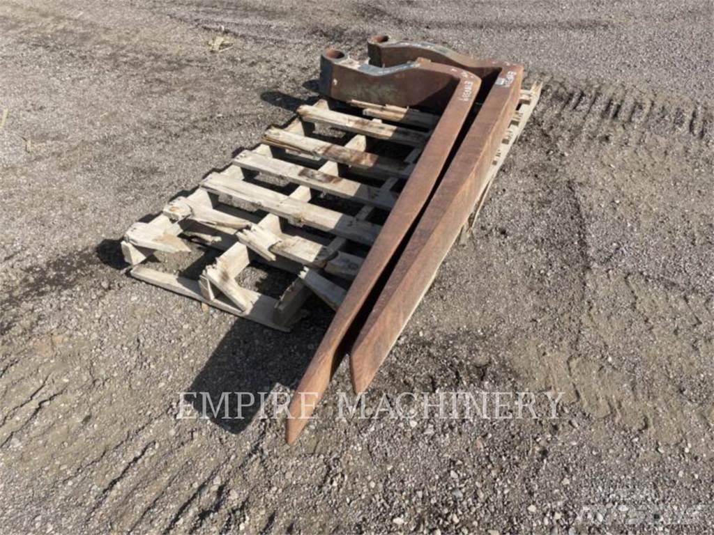 CAT MWL TNS72 Trukkihaarukat