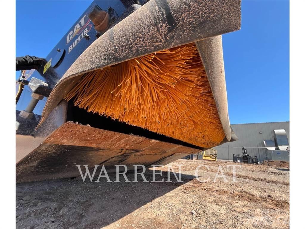 CAT PICK-UP SWEEPER Harjat / harjakauhat
