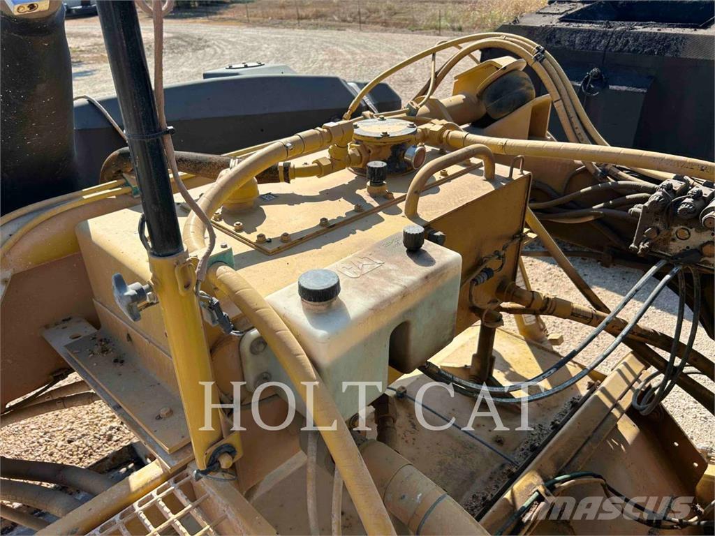 CAT RM300 Asfaltin uusiokäyttölaitteet