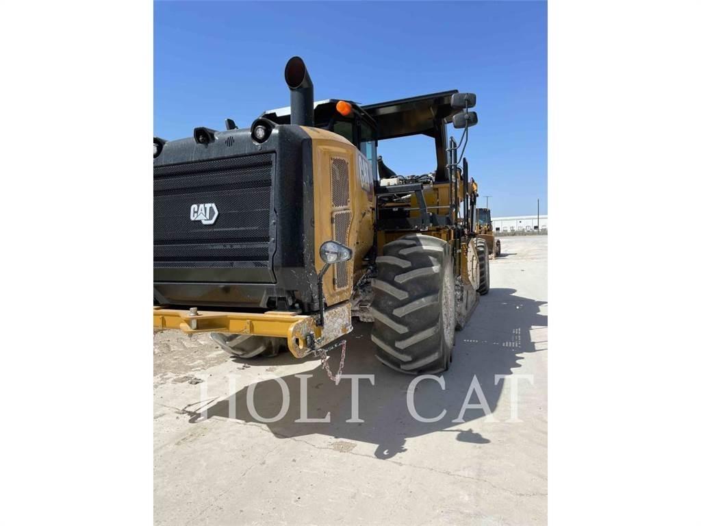 CAT RM400 CAB Asfaltin uusiokäyttölaitteet