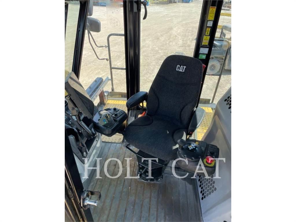 CAT RM400 CAB Asfaltin uusiokäyttölaitteet