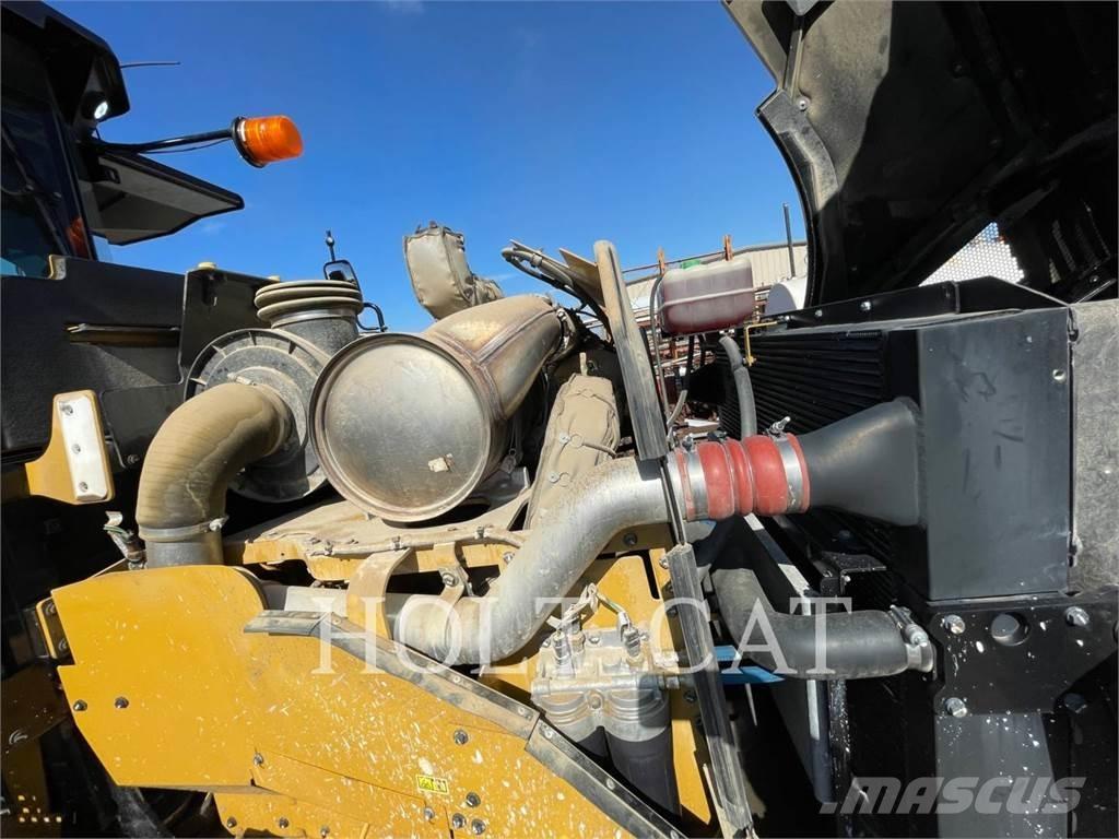 CAT RM400 CAB Asfaltin uusiokäyttölaitteet
