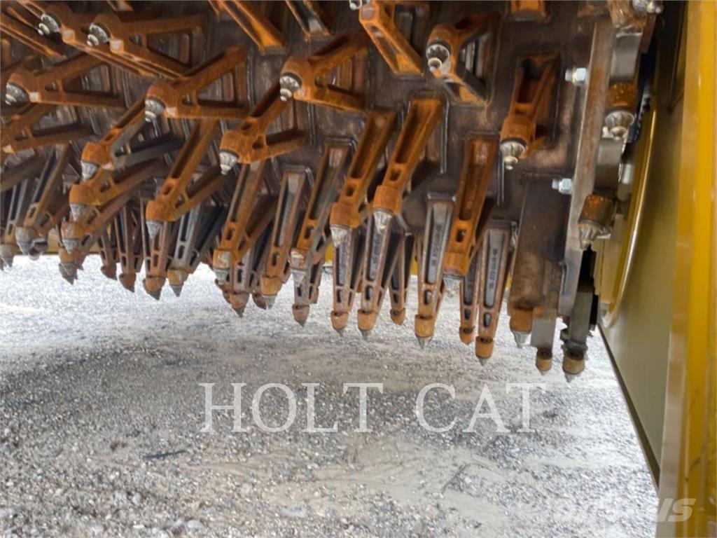 CAT RM500B CAB Asfaltin uusiokäyttölaitteet
