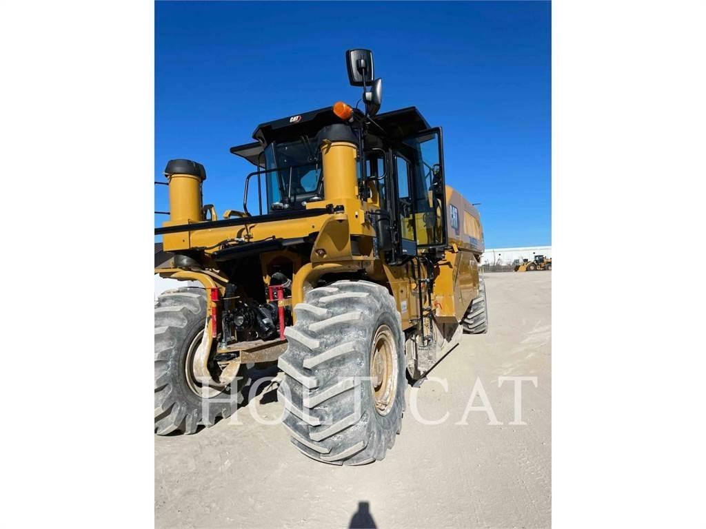 CAT RM600 CAB Asfaltin uusiokäyttölaitteet