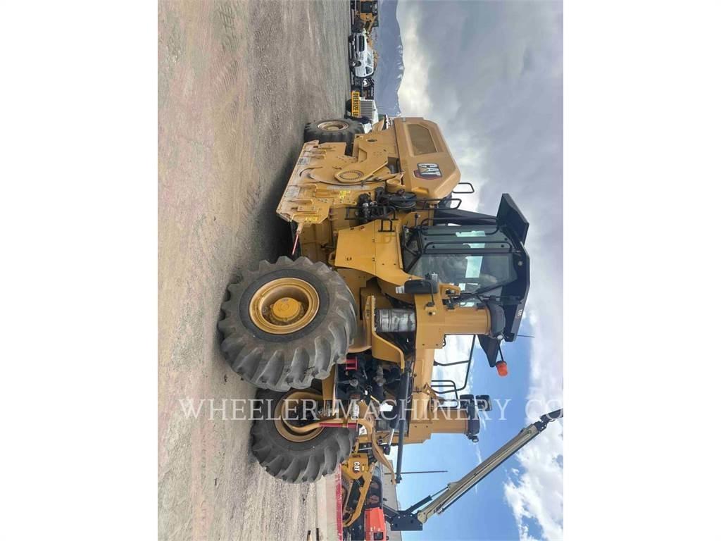 CAT RM800 Asfaltin uusiokäyttölaitteet
