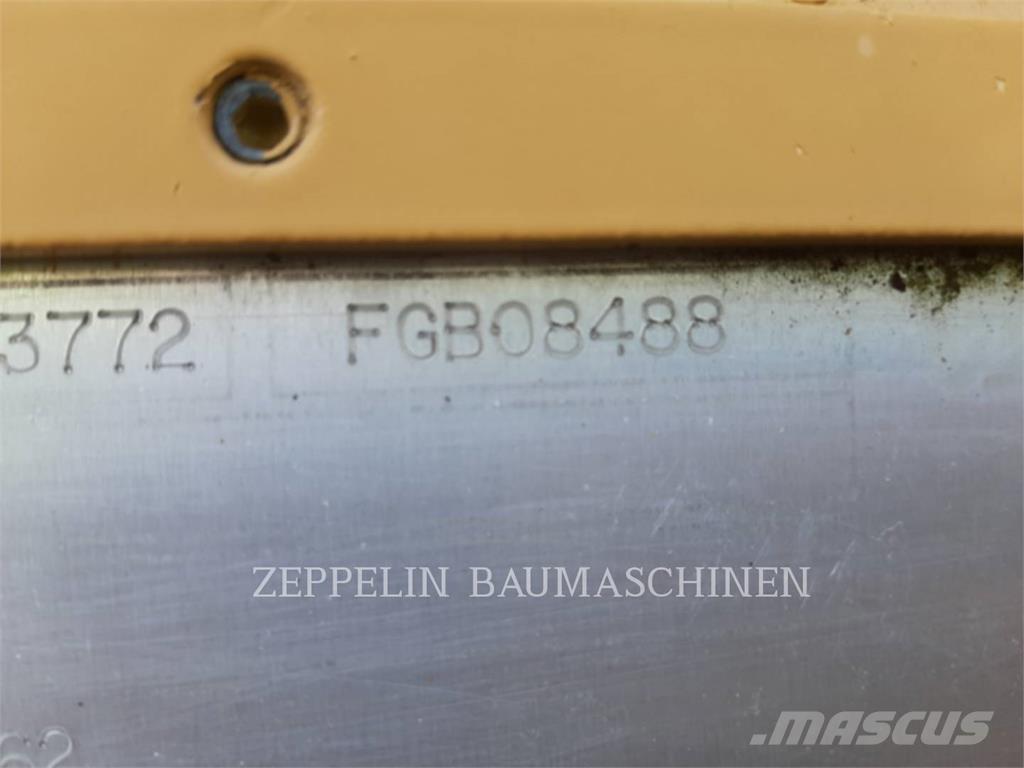 CAT SCHAUFEL CAT 966MXE Kauhat