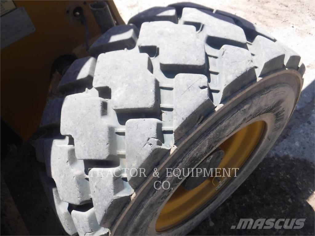 CAT TH255 Kurottajat