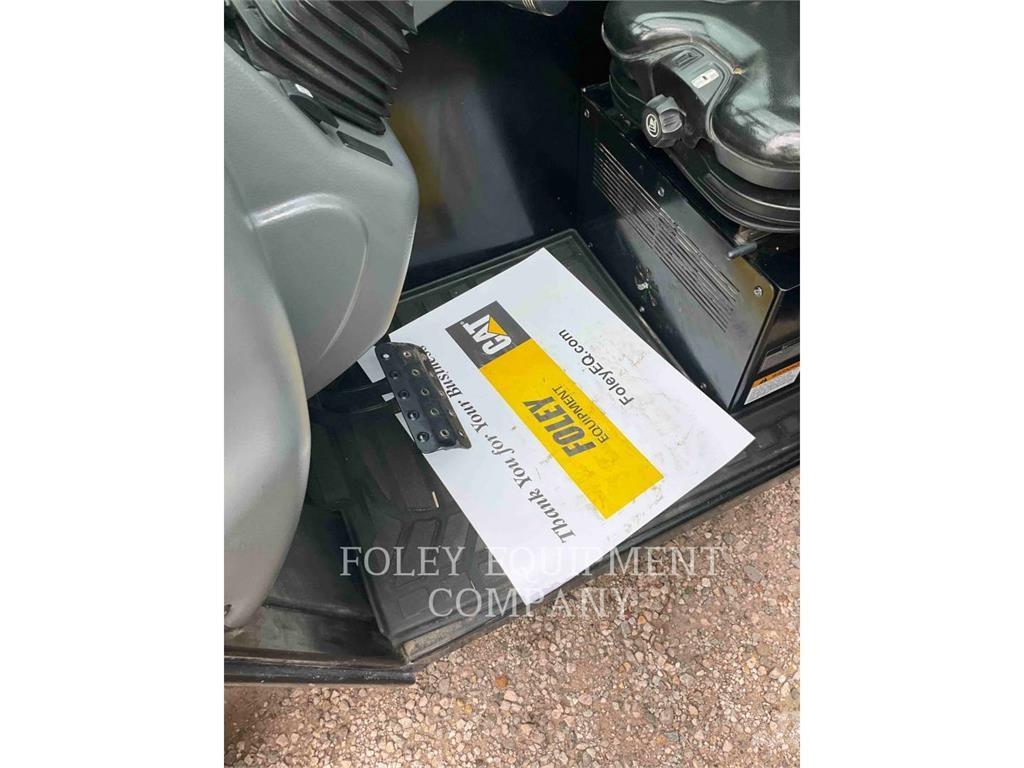 CAT TH255CC Kurottajat