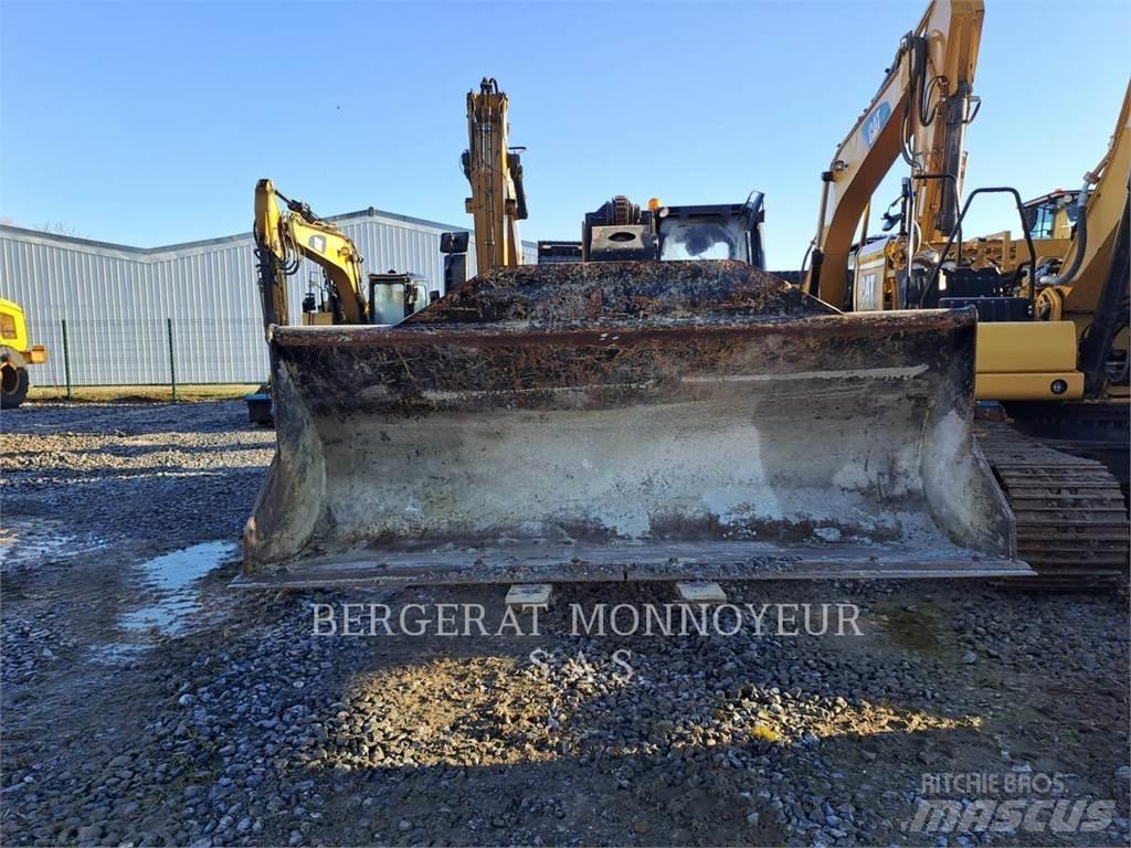 CAT TH417D Kurottajat