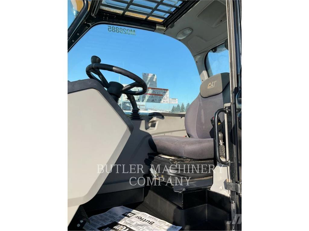 CAT TH514D Kurottajat