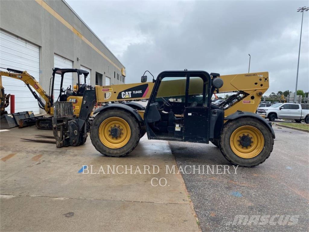 CAT TL 642 C Kurottajat