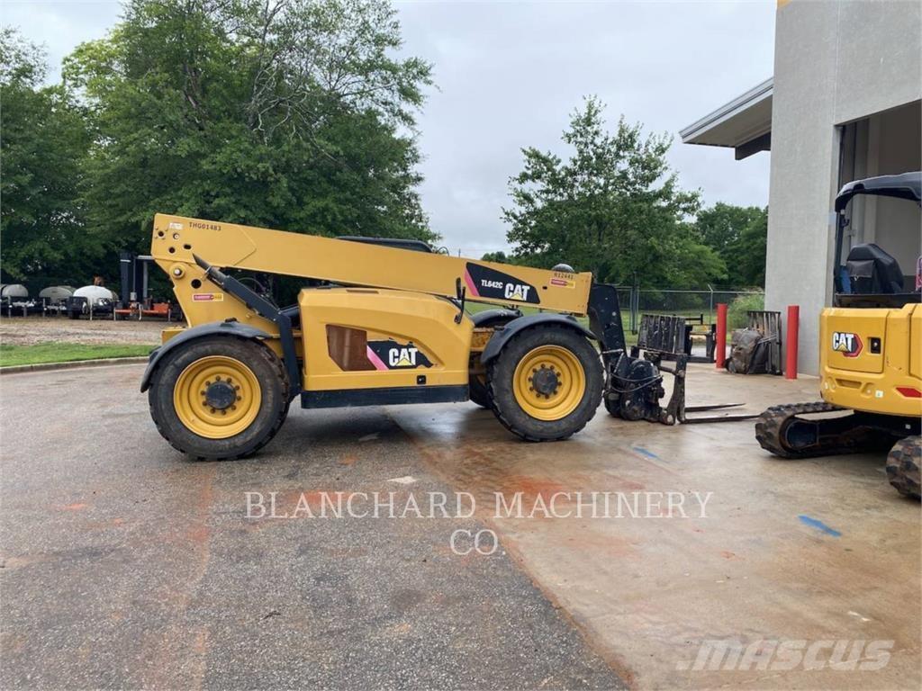 CAT TL 642 C Kurottajat