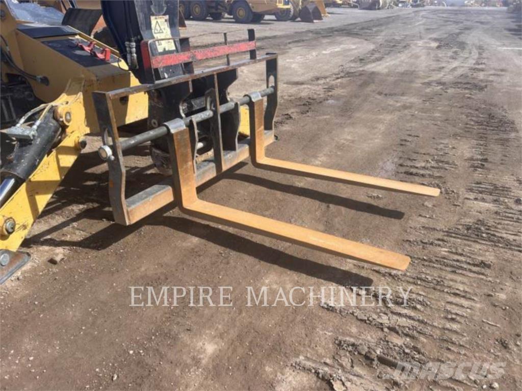 CAT TL1055D Kurottajat