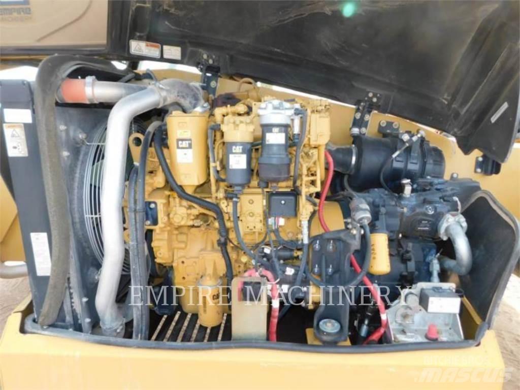 CAT TL1255D Kurottajat
