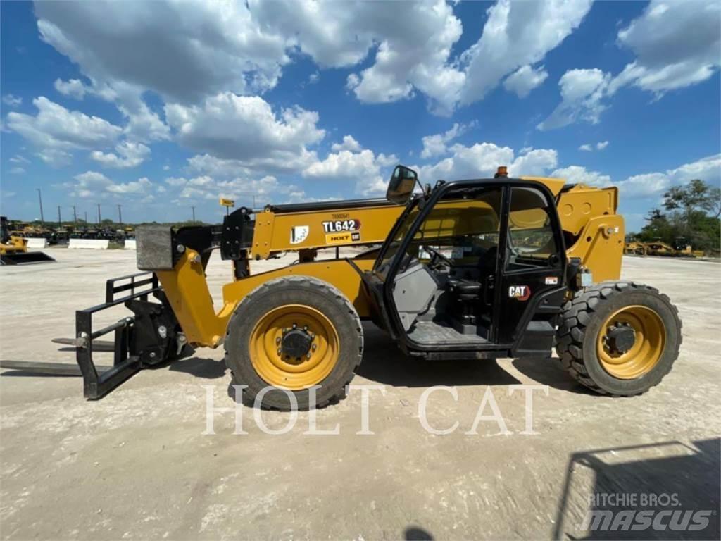 CAT TL642 Kurottajat