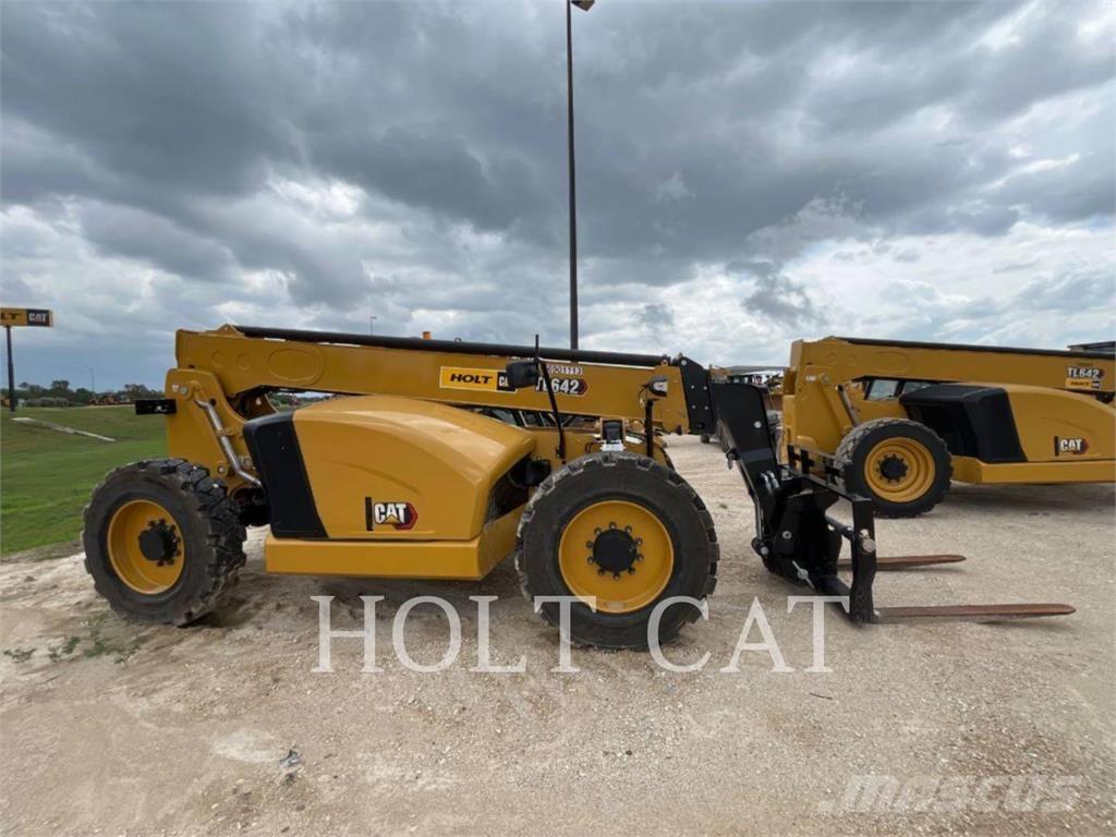 CAT TL642 Kurottajat