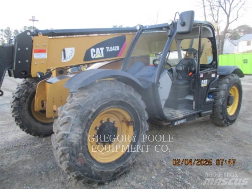 CAT TL642D Kurottajat
