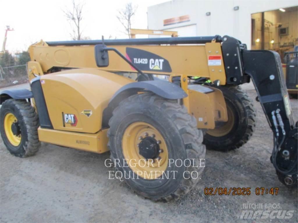CAT TL642D Kurottajat