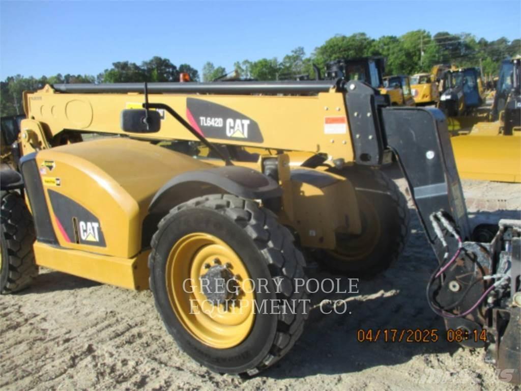CAT TL642D Kurottajat