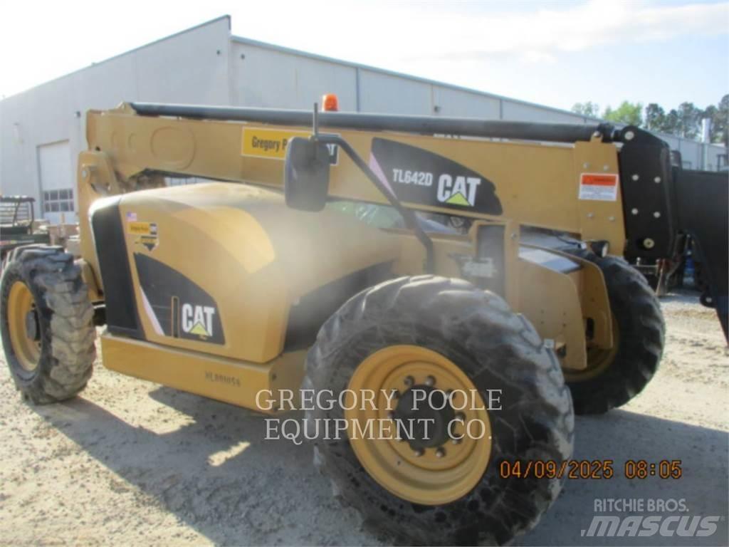 CAT TL642D Kurottajat
