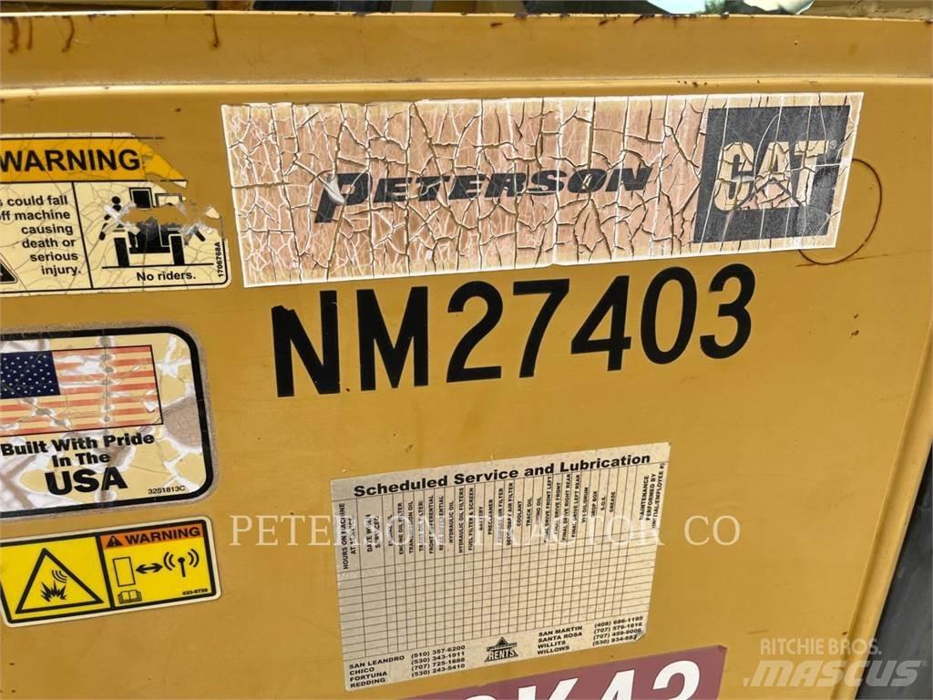 CAT TL943 Kurottajat