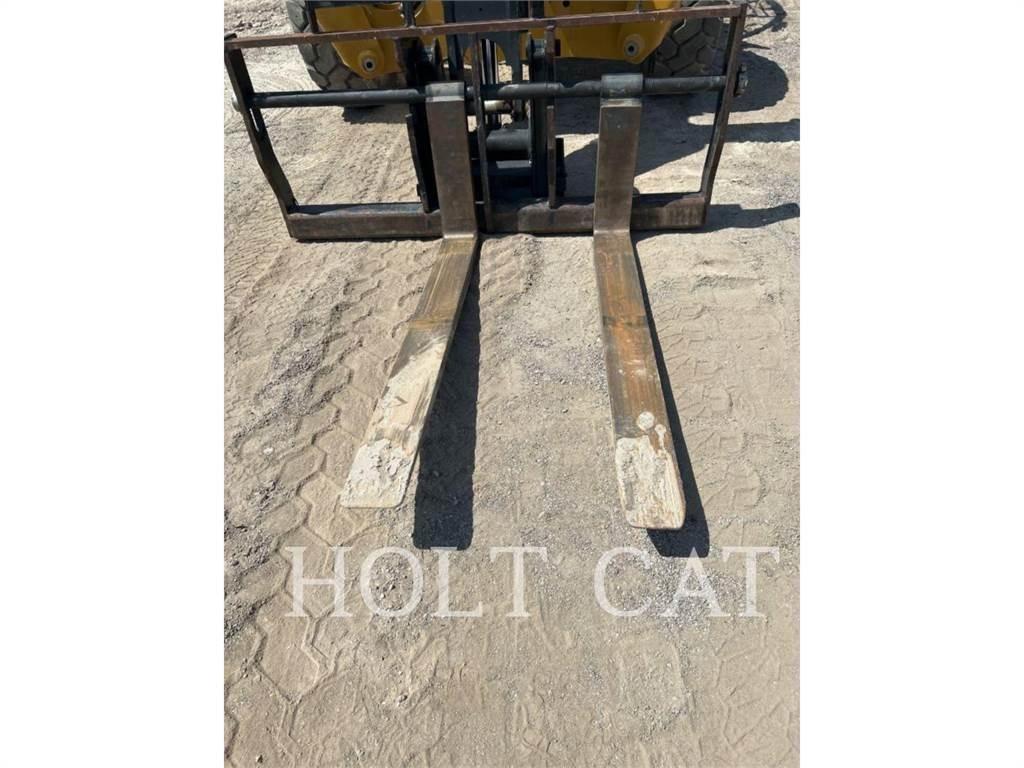 CAT TL943 Kurottajat