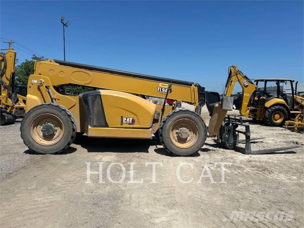 CAT TL943 Kurottajat