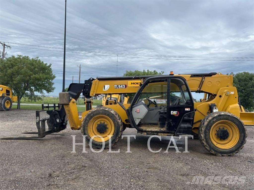 CAT TL943 Kurottajat