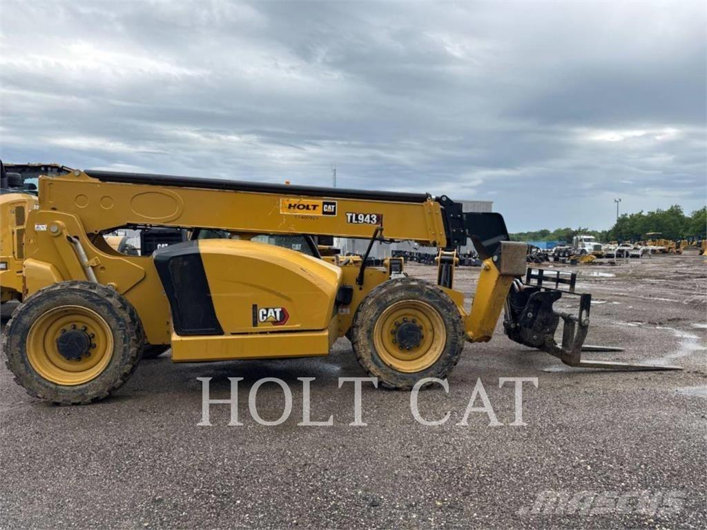 CAT TL943 Kurottajat