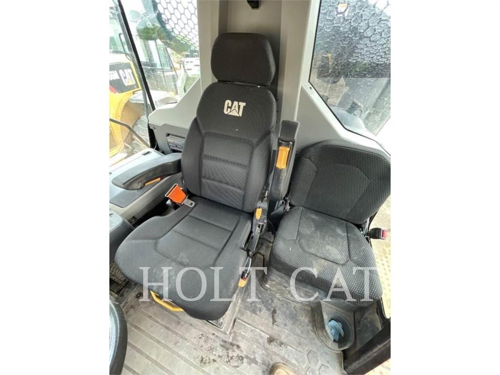 CAT W00 730 Säiliöautot