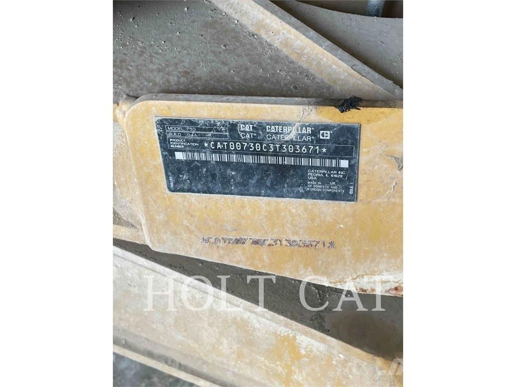 CAT W00 730 Säiliöautot