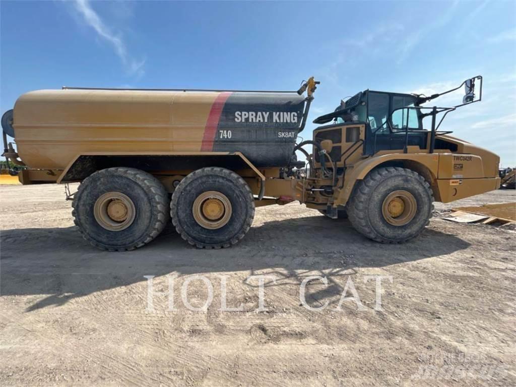 CAT W00 740GC Säiliöautot