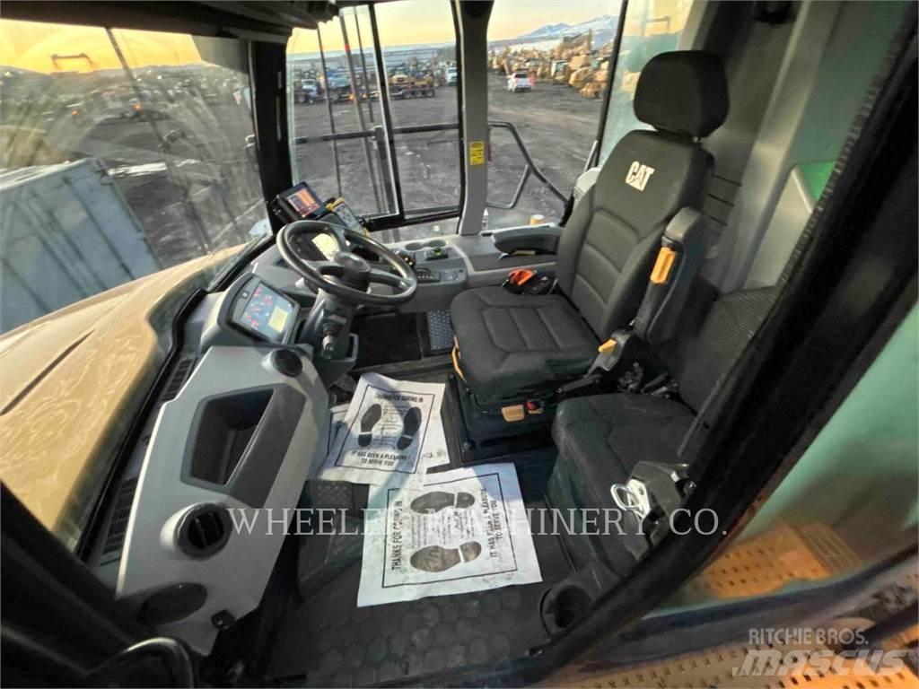 CAT WT 740 GC Säiliöautot