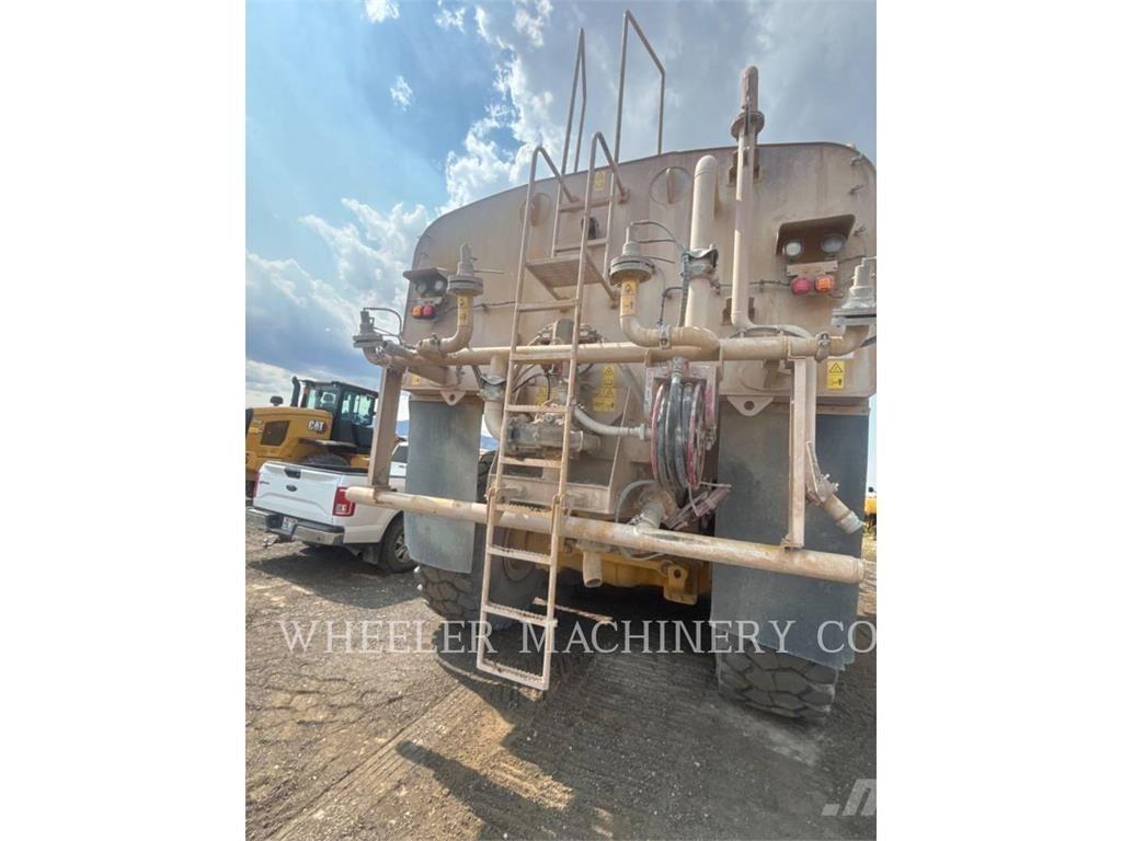 CAT WT 740 GC Säiliöautot