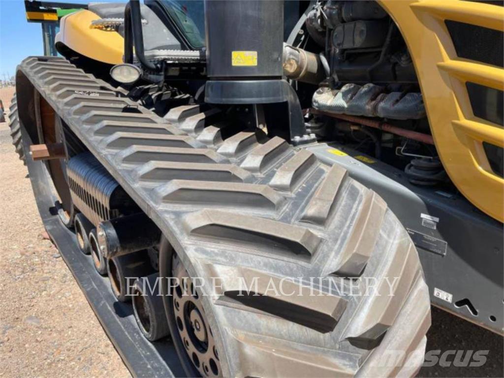 Challenger MT875E Traktorit