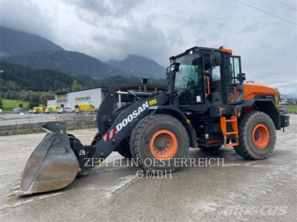 Doosan DL250-7 Pyöräkuormaajat