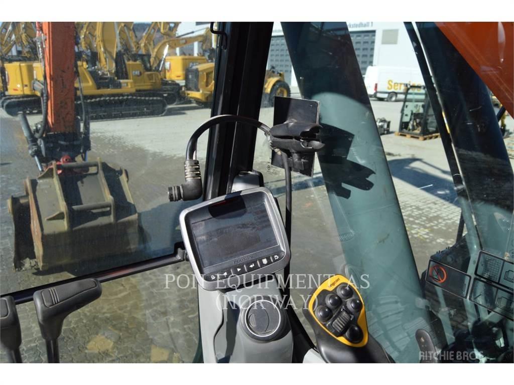 Doosan DX235 Telakaivukoneet