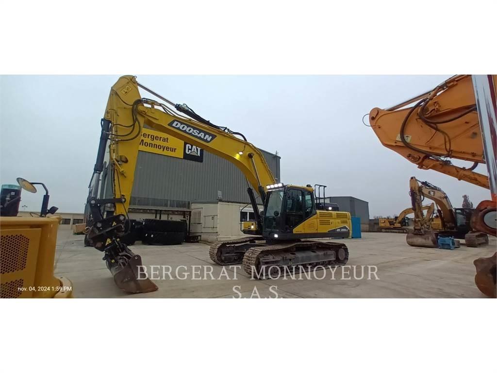 Doosan DX300 Telakaivukoneet