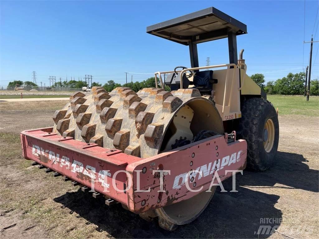 Dynapac CA250D Yksivalssijyrät