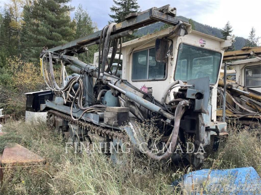 Finning M32 Avolouhintaporauslaitteet